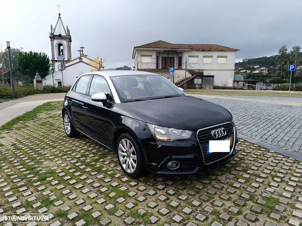 Audi A1 Sportback 1.6 TDI Advance - 1