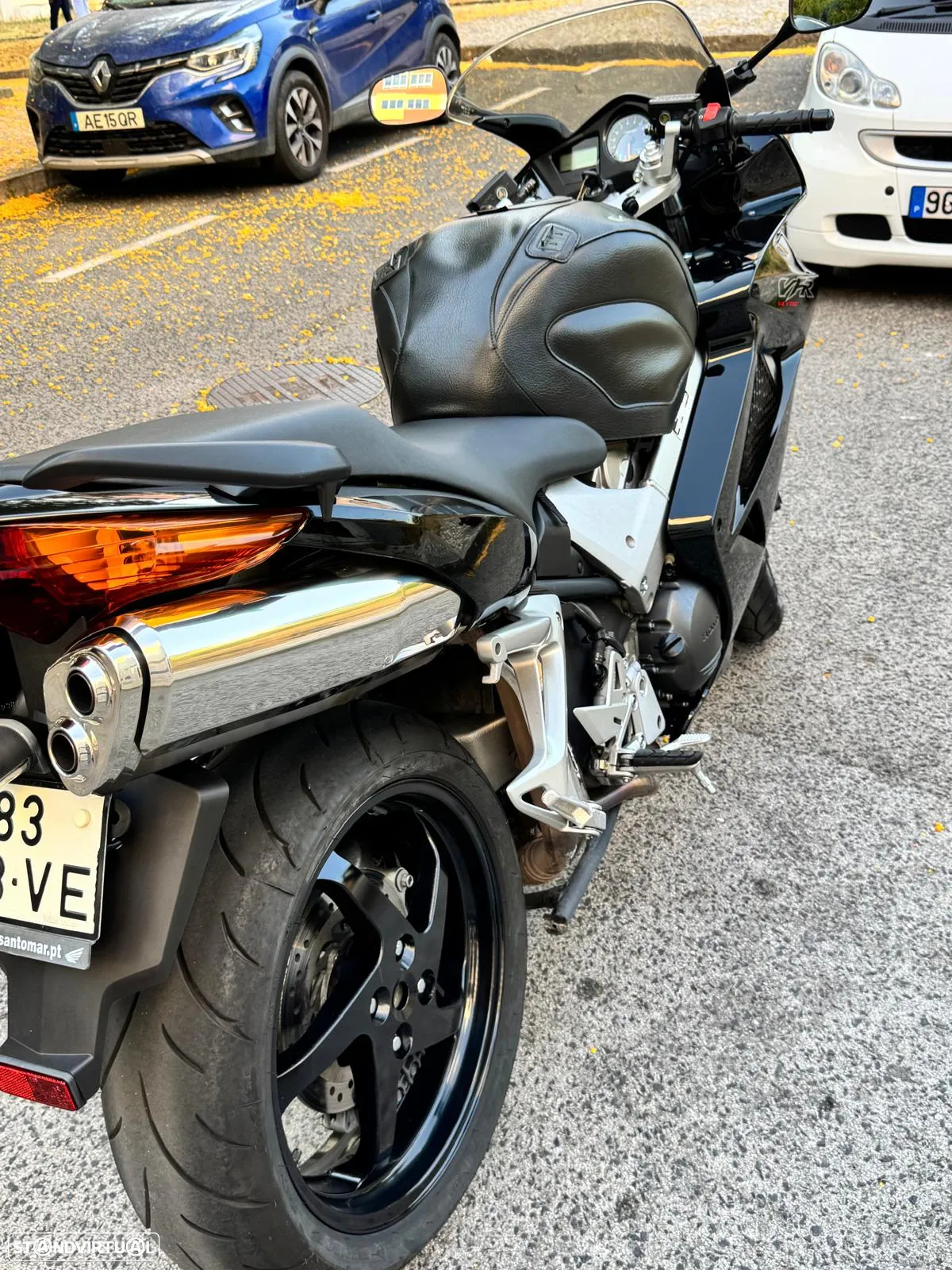 Honda VFR - 3