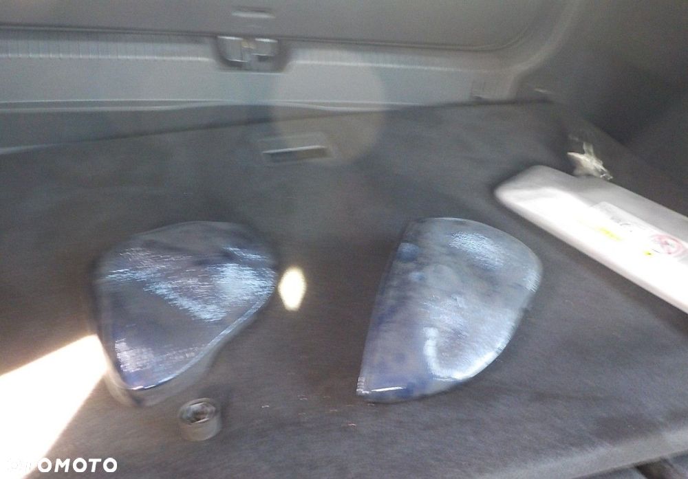 Volkswagen Golf - 29