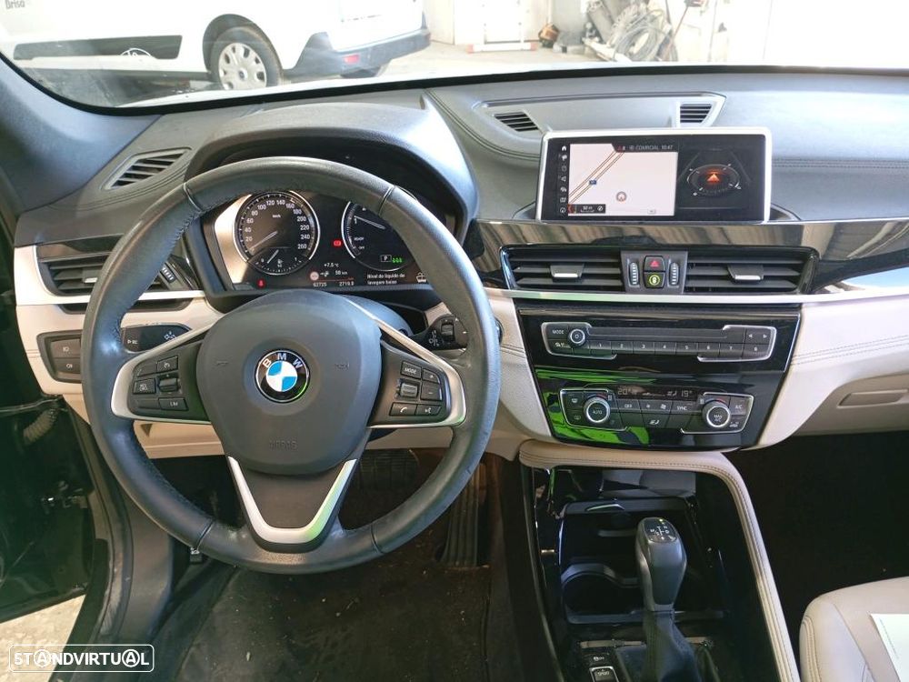 BMW X1 25 e xDrive xLine - 7