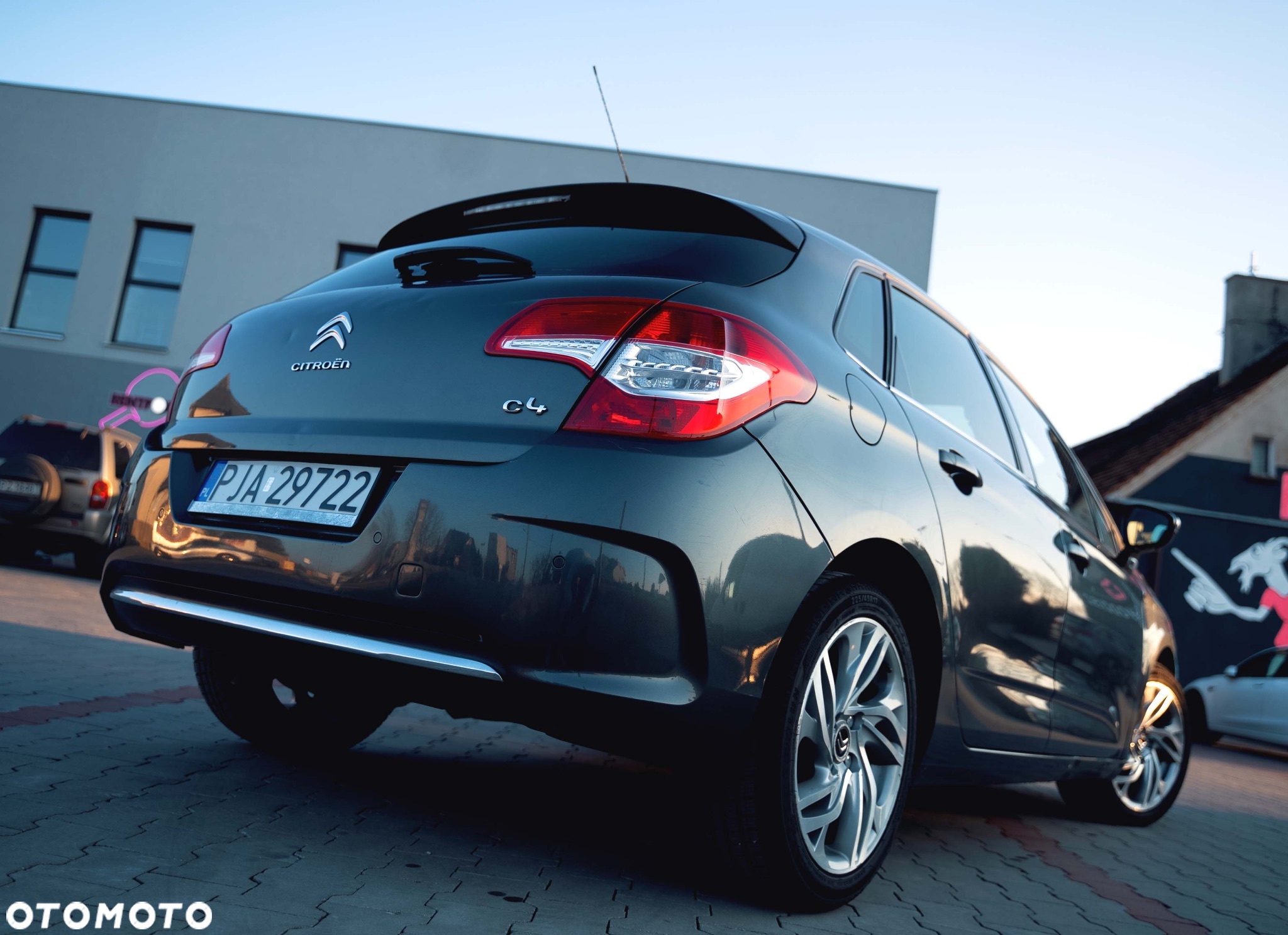Citroën C4 1.6 HDi Attraction - 2