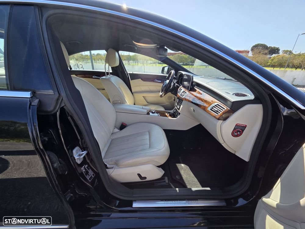 Mercedes-Benz CLS 350 d 4-Matic - 12