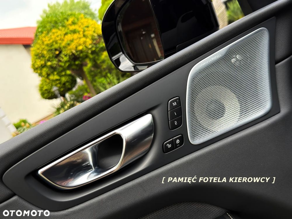 Volvo XC 60 B5 D AWD Geartronic RDesign - 12