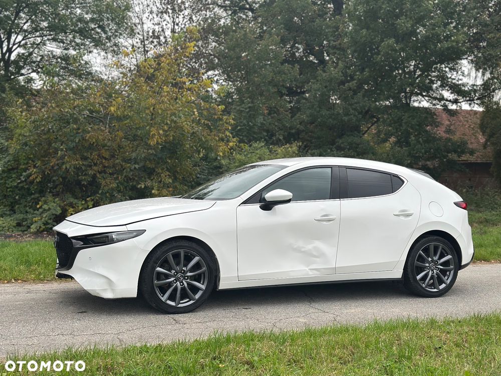 Mazda 3 SKYACTIV-G 2.0 M-Hybrid - 4