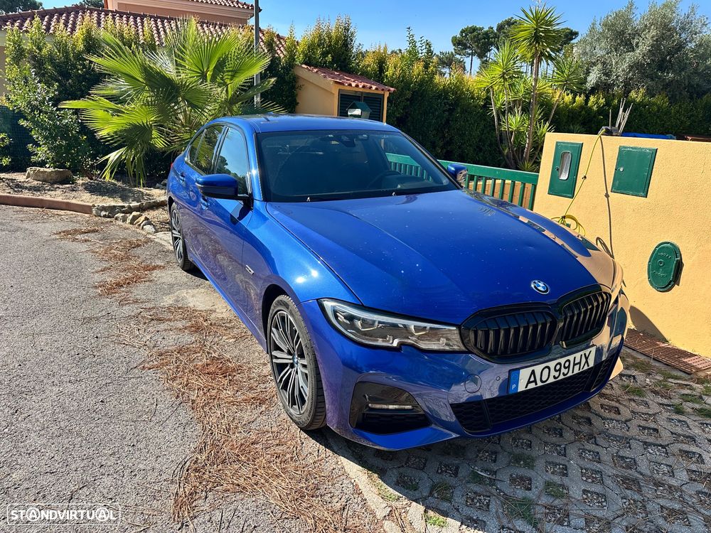 BMW 320 e Pack Desportivo M Auto - 1