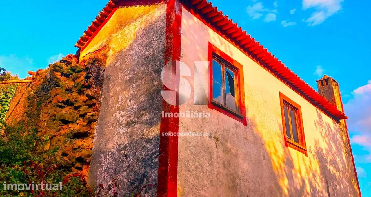 Moradia para Restaurar T2+3 / Vila Nova de Poiares - Grande imagem: 5/33