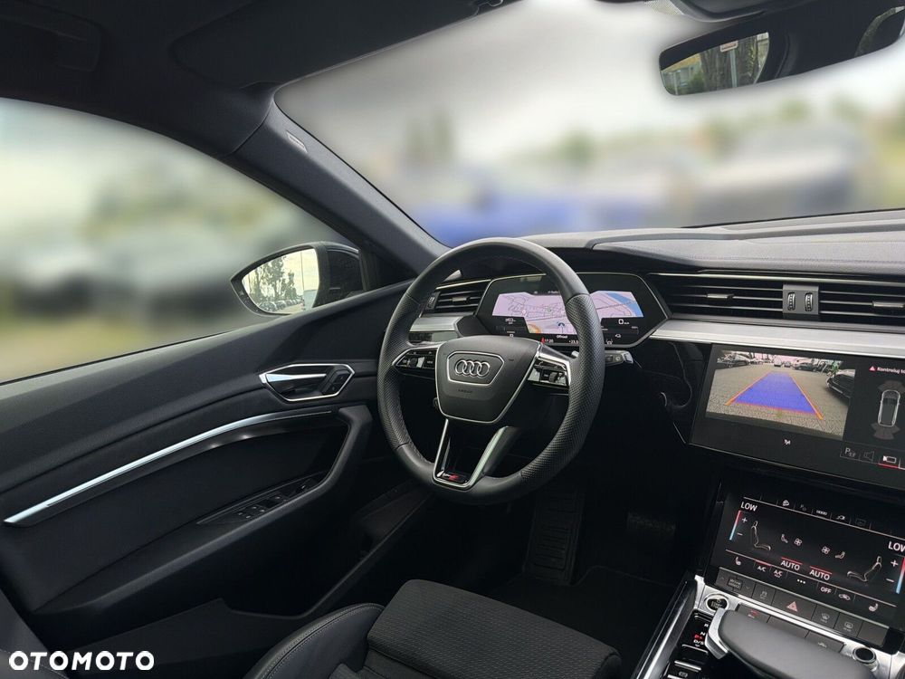 Audi e-tron - 17