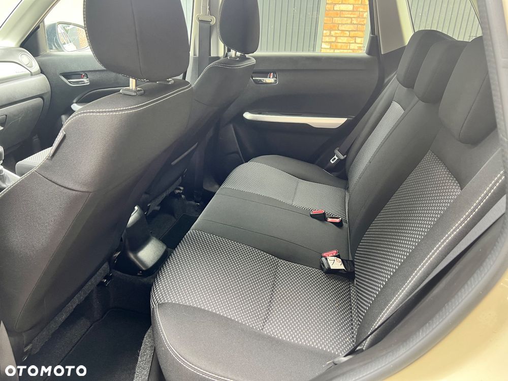 Suzuki Vitara 1.6 DDiS (4x4) Allgrip Comfort - 37