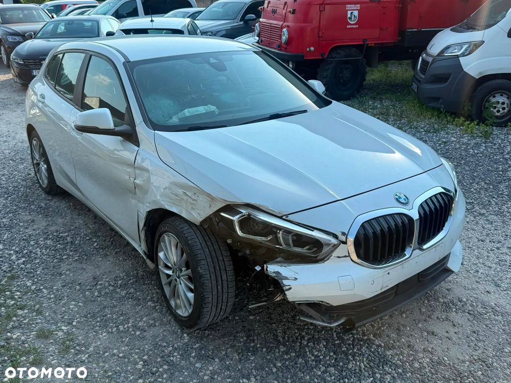 BMW Seria 1 118i - 5