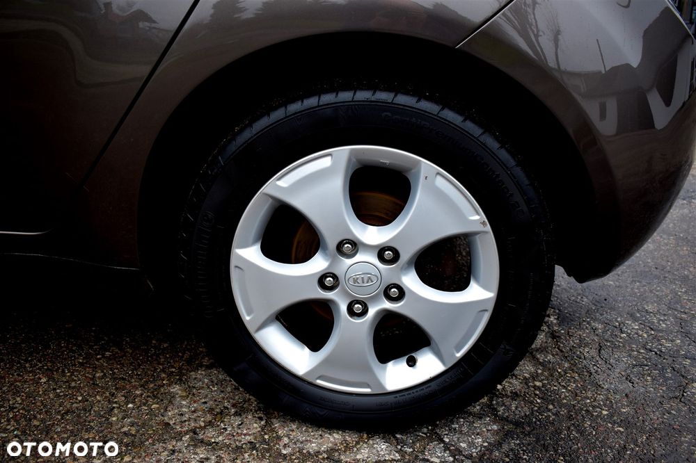 Kia Venga 1.4 CVVT Fifa World Cup Edition - 14