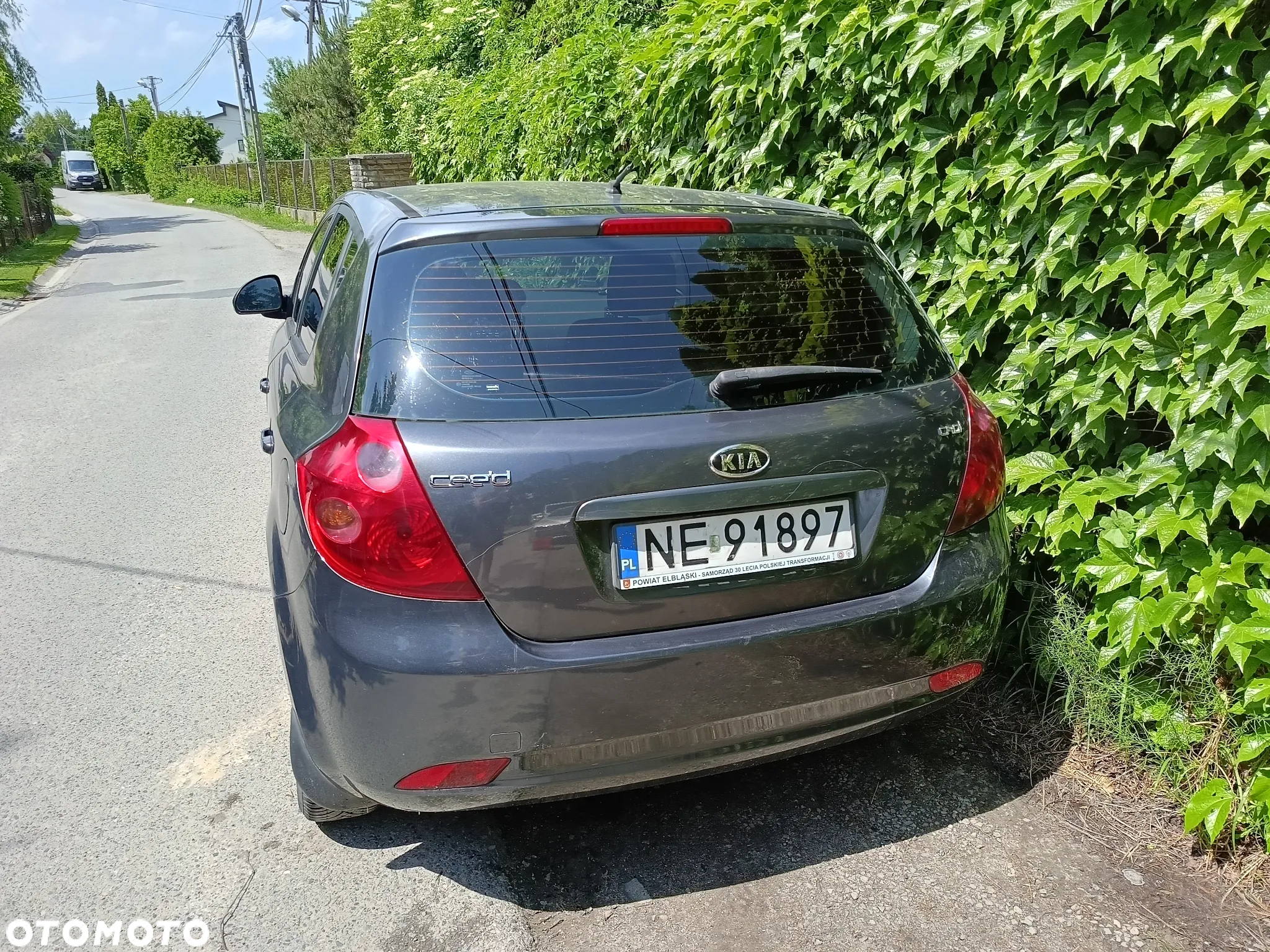 Kia Ceed Cee'd 2.0 crdi Comfort + - 6