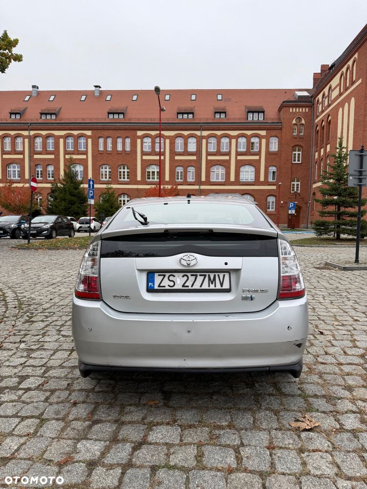 Toyota Prius - 6