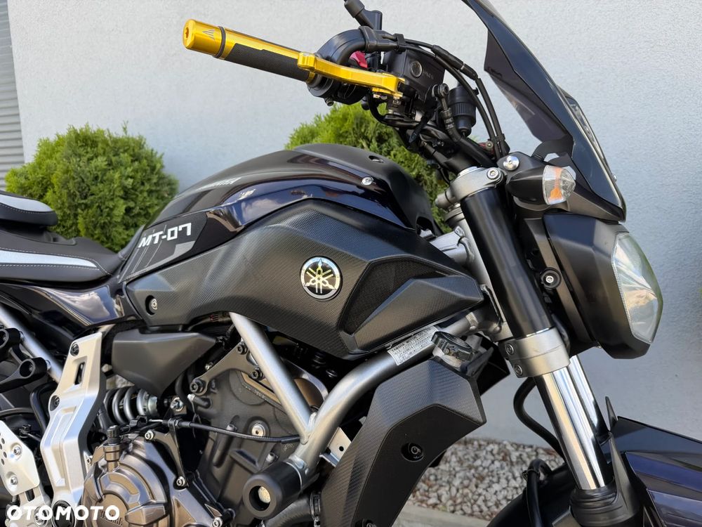 Yamaha MT - 15