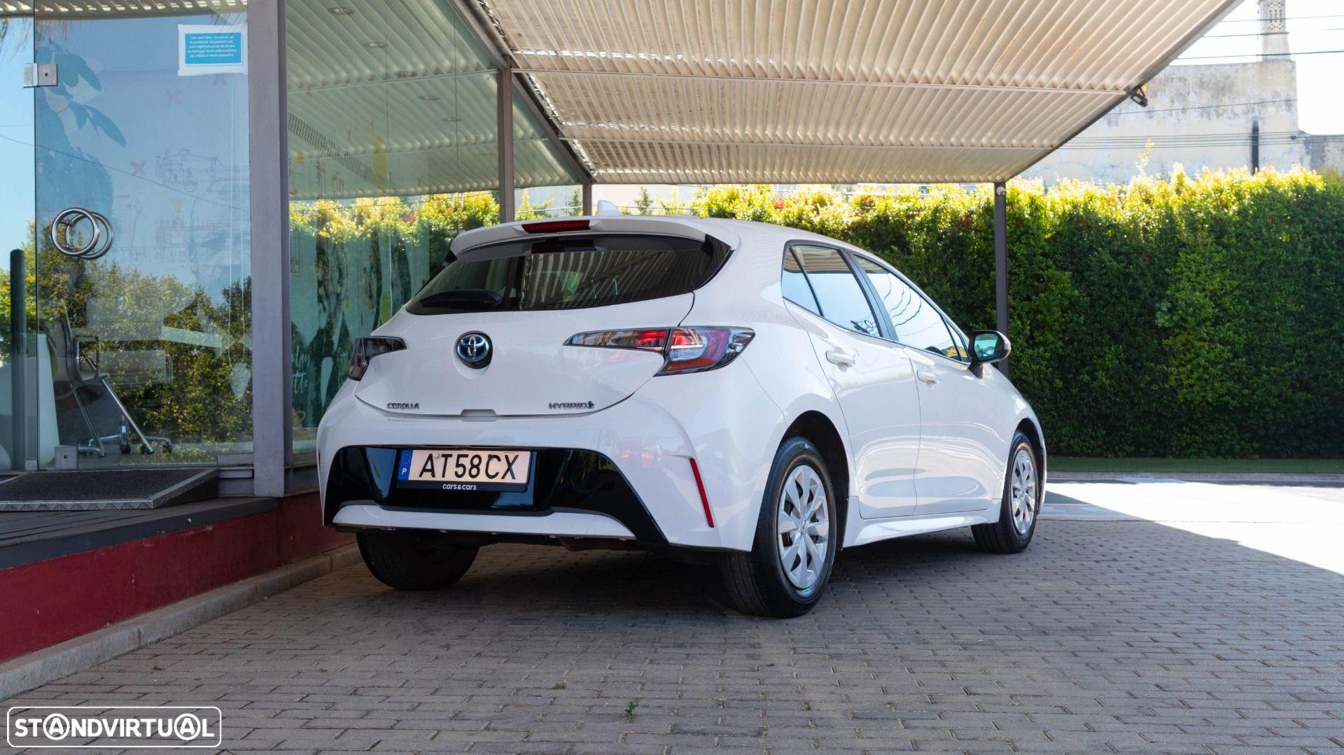 Toyota Corolla 1.8 Hybrid Active - 3