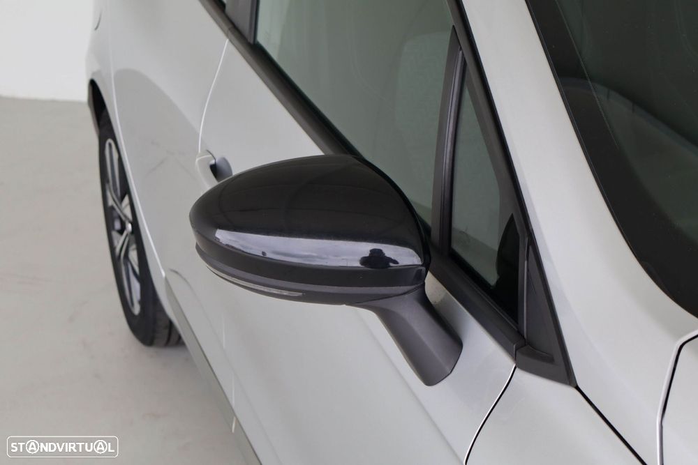 Renault Clio - 5