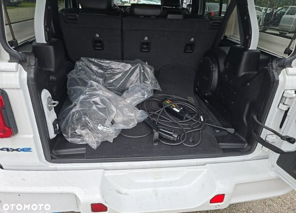 Jeep Wrangler 2.0 4xe Plug-In Hybrid Hardtop Sahara - 12