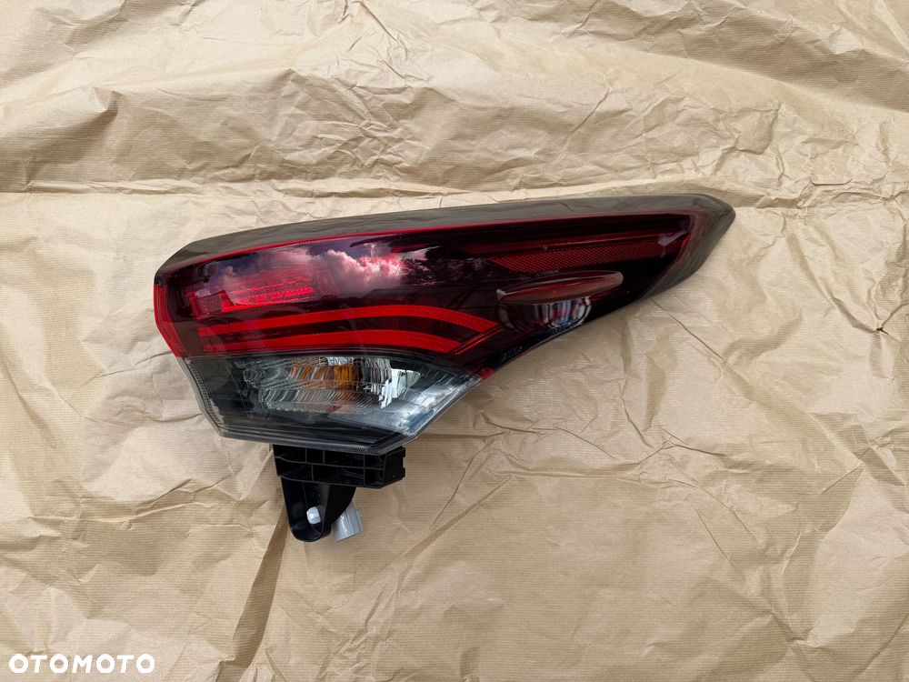 LAMPA PRAWA PRAWY TYŁ TYLNA TOYOTA HIGHLANDER IV 19- - 1