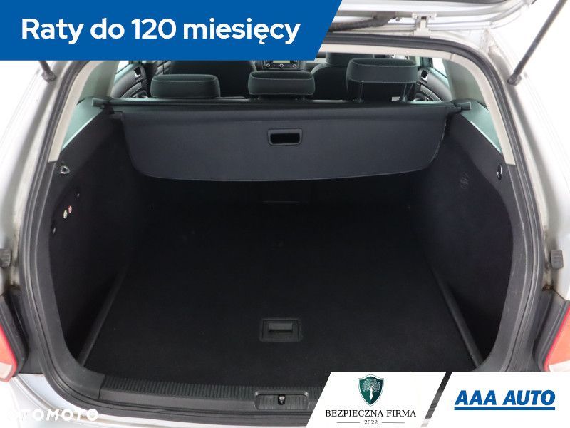 Volkswagen Golf Variant - 16