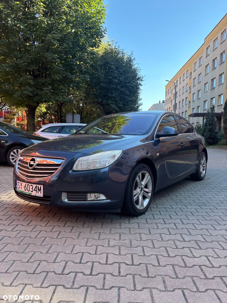 Opel Insignia 1.8 - 1
