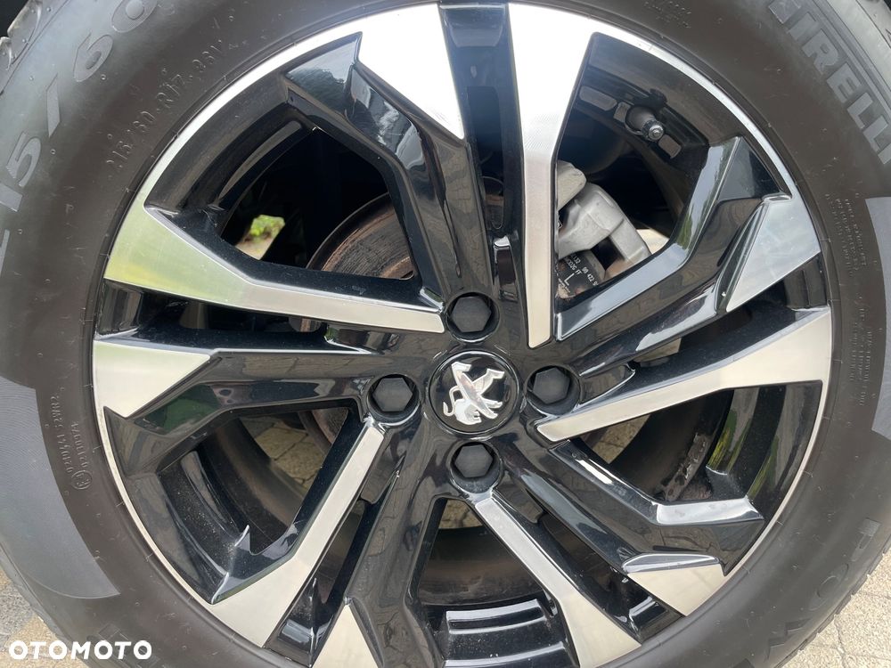 Peugeot 2008 1.5 BlueHDi Allure Pack S&S EAT8 - 33