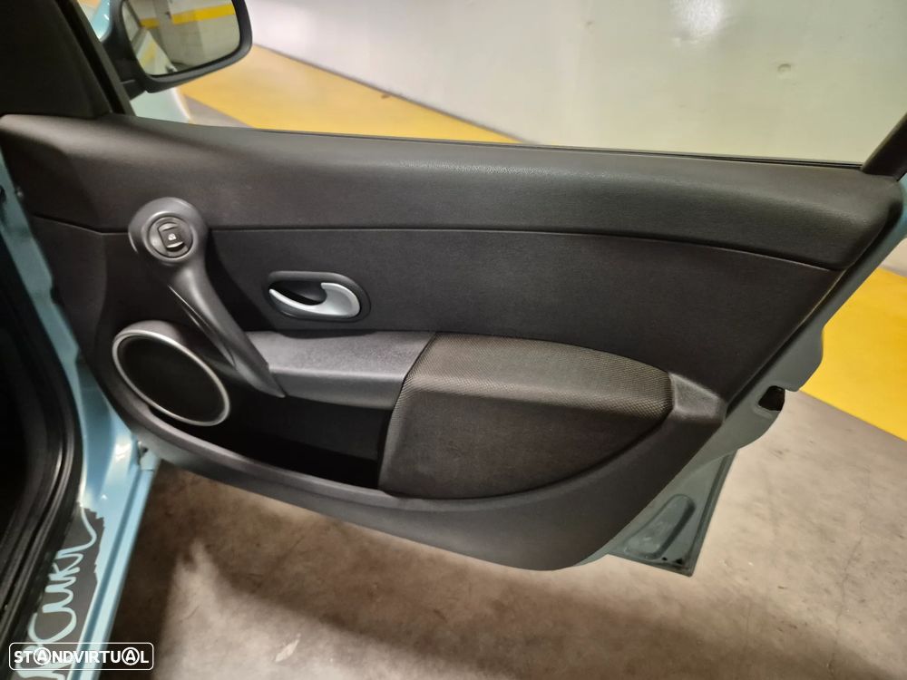 Renault Clio 1.2 16V Rip Curl - 27