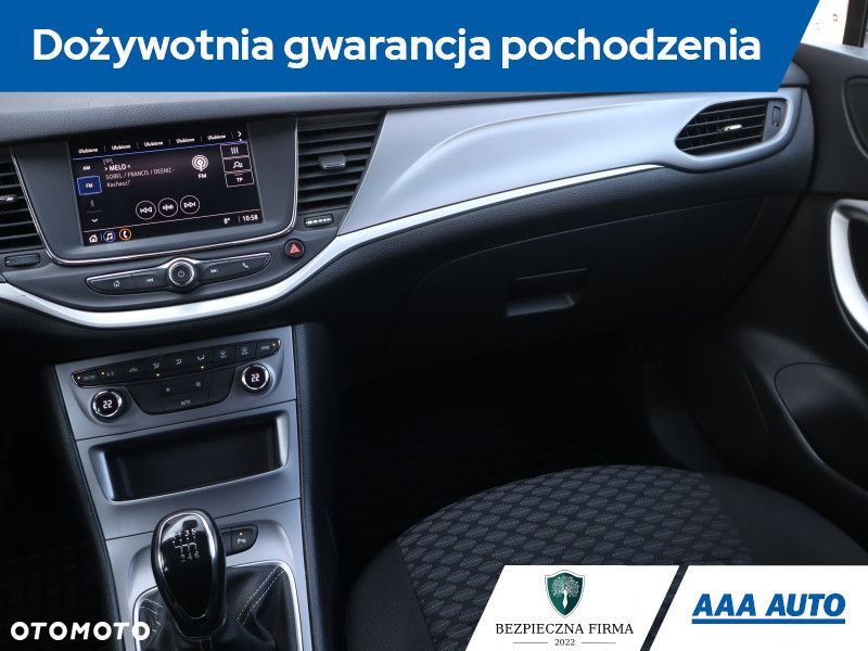 Opel Astra - 9