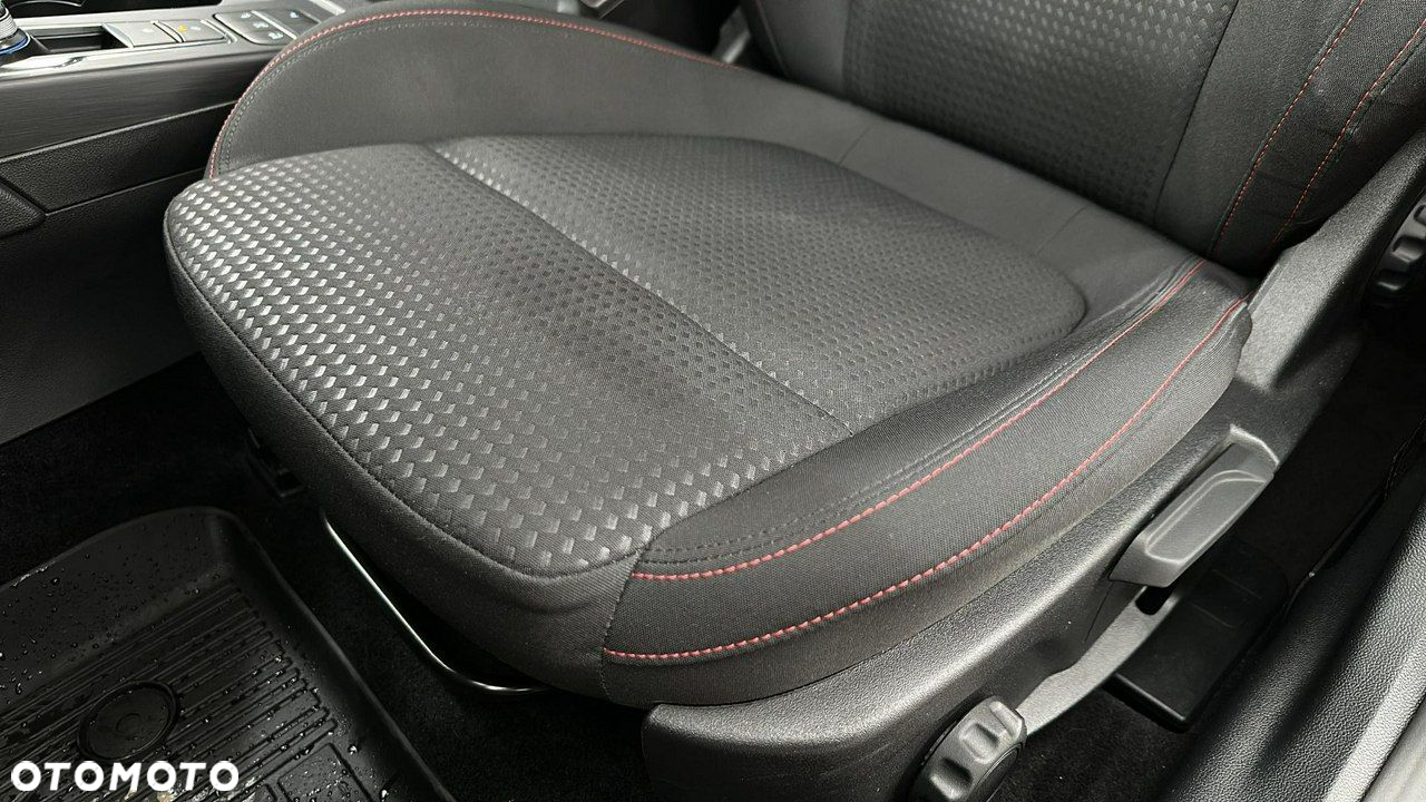 Ford Focus 1.5 EcoBoost ST-Line - 15