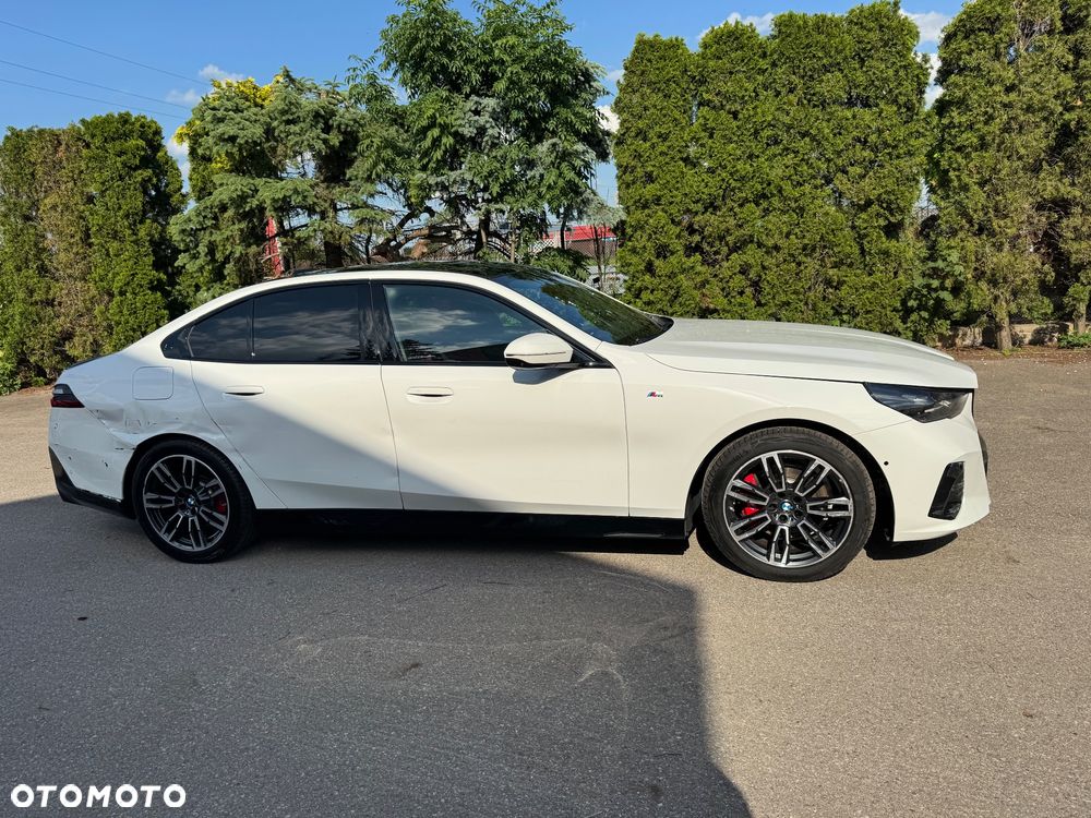 BMW Seria 5 520d xDrive mHEV M Sport - 15
