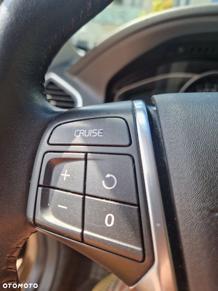 Volvo XC 60 D4 Momentum - 27