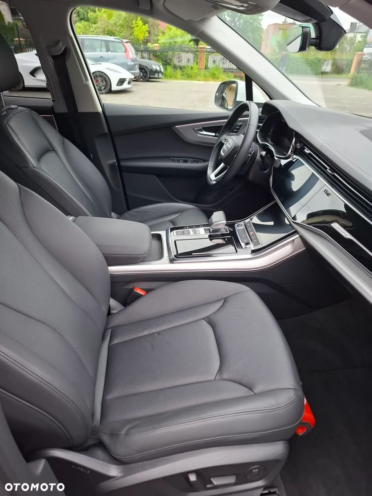 Audi Q7 - 12