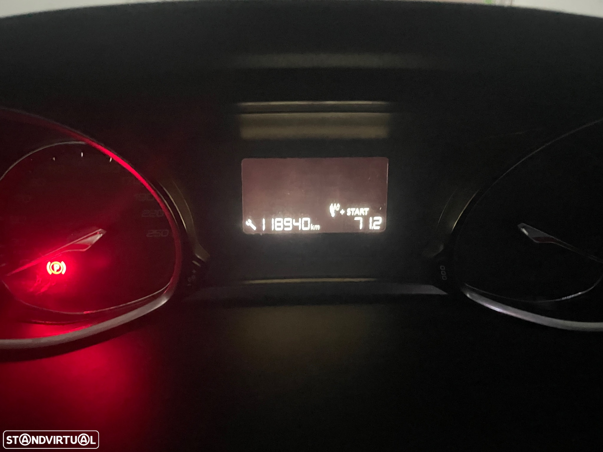 Peugeot 308 SW 1.6 BlueHDi GT Line - 11