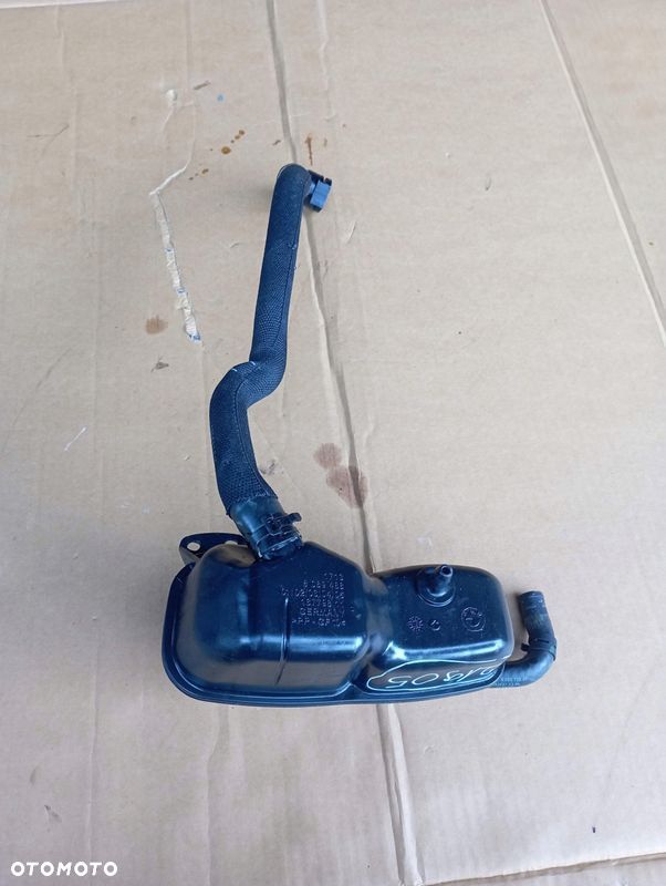BMW M2 F87 ZBIORNIK ZBIORNICZEK WYRÓWNAWCZY 8089488 - 3