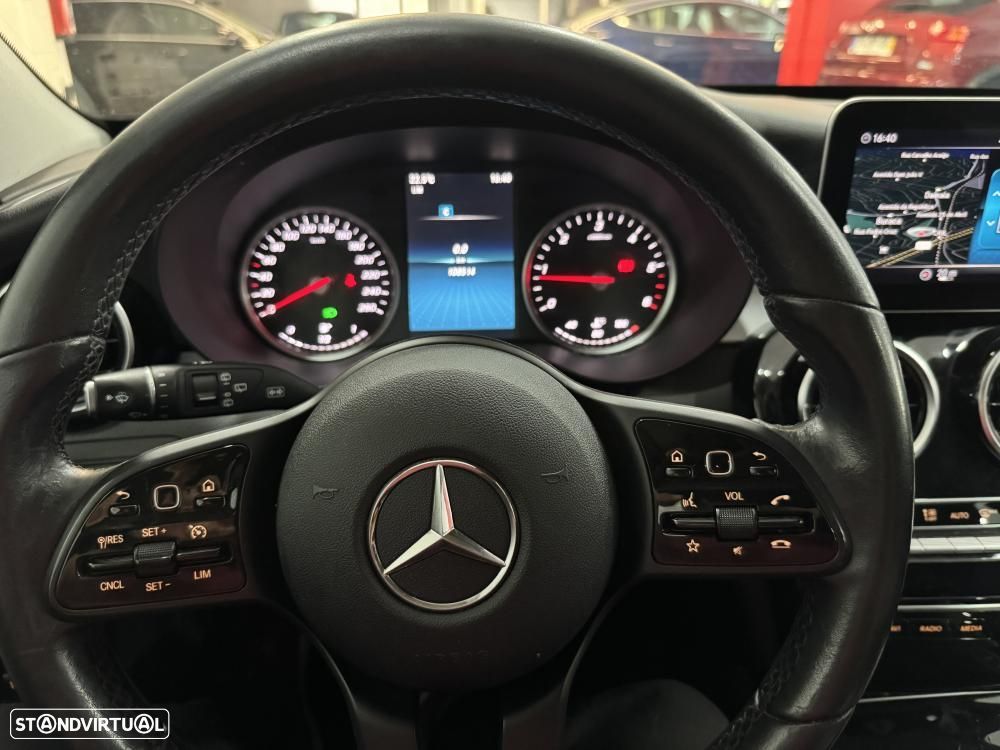 Mercedes-Benz C 180 d Business Solutions - 32