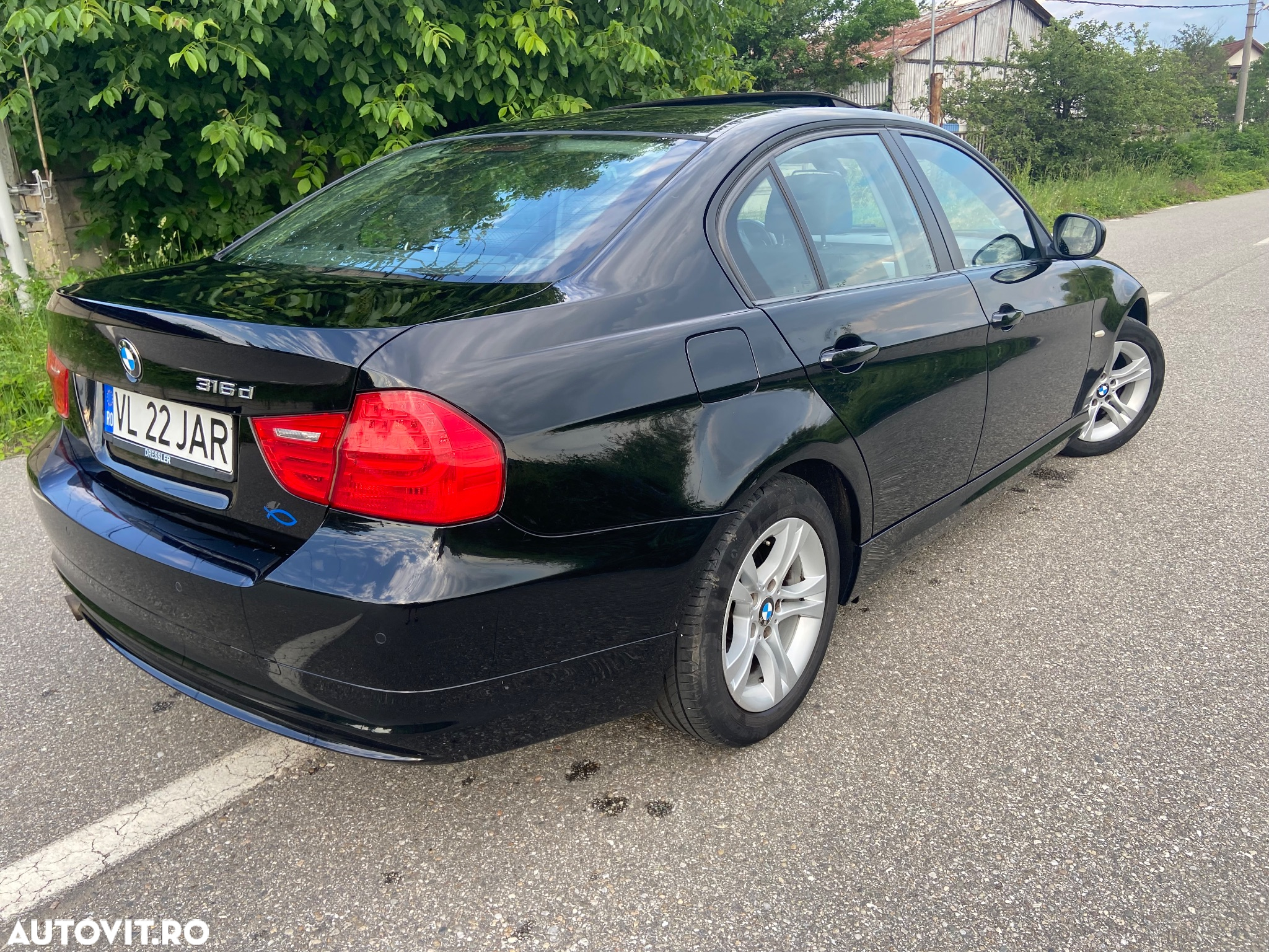 BMW Seria 3 318d - 4