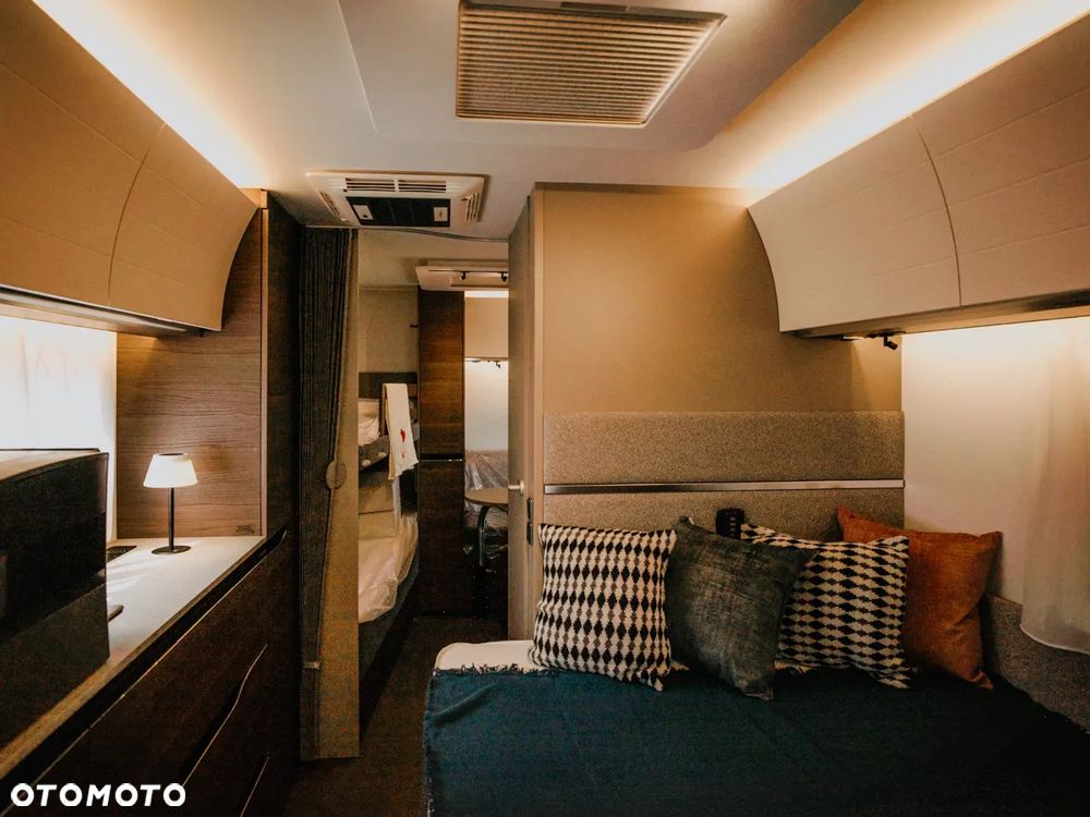 Adria Alpina 763 UK - 4