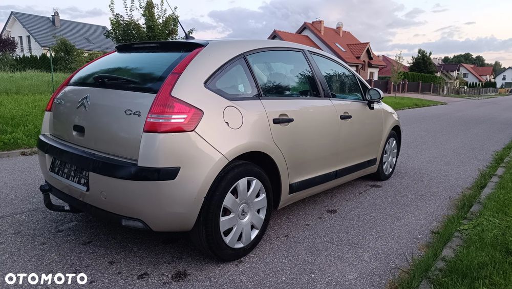 Citroën C4 1.4 16V SX - 7