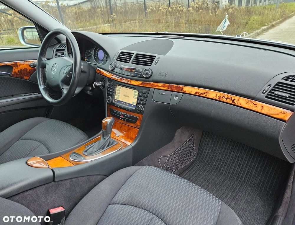 Mercedes-Benz Klasa E - 8