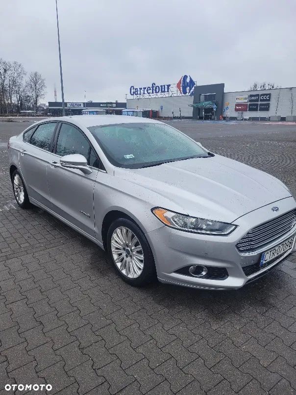 Ford Fusion - 2