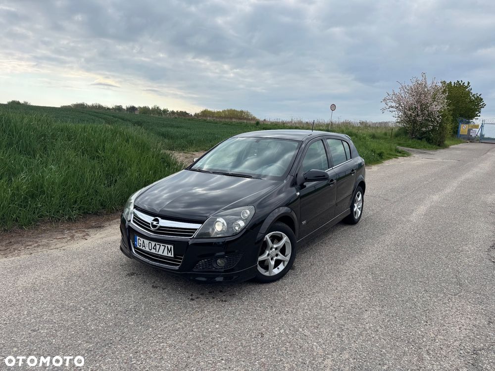 Opel Astra 1.6 Sport - 1