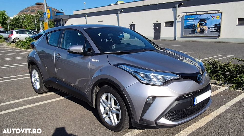TOYOTA C-HR 2021