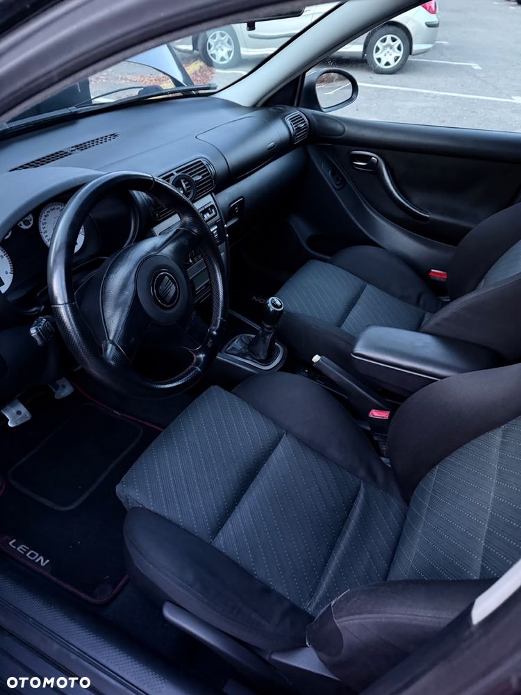 Seat Leon - 4