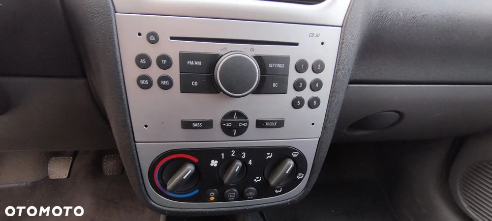 Opel Combo - 12