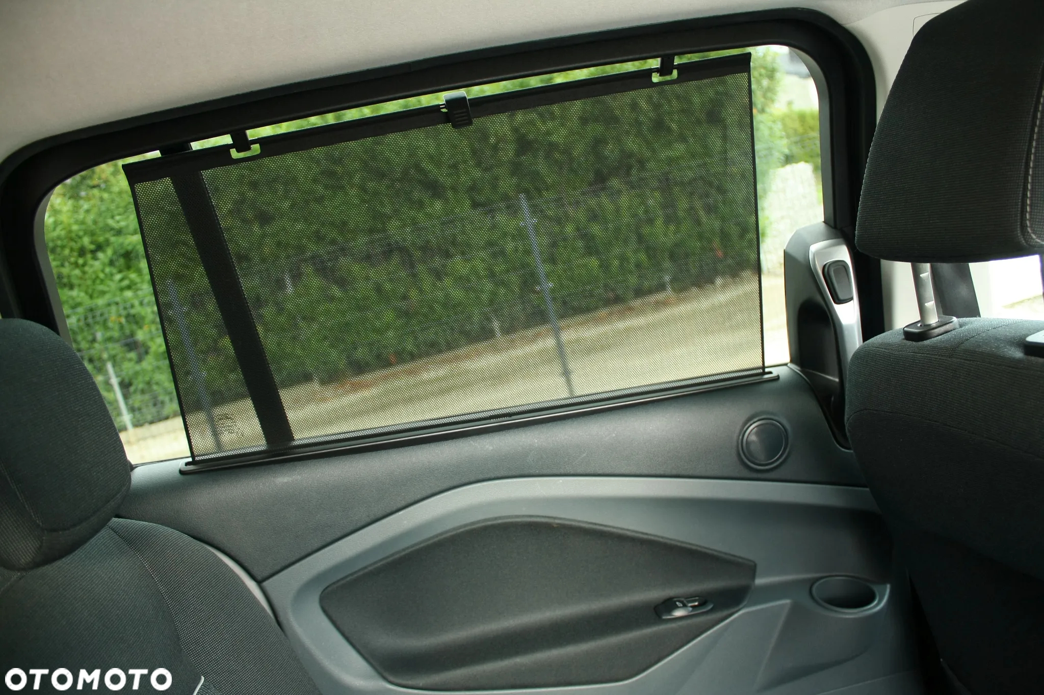 Ford Grand C-MAX 1.6 TDCi Start-Stop-System SYNC Edition - 39