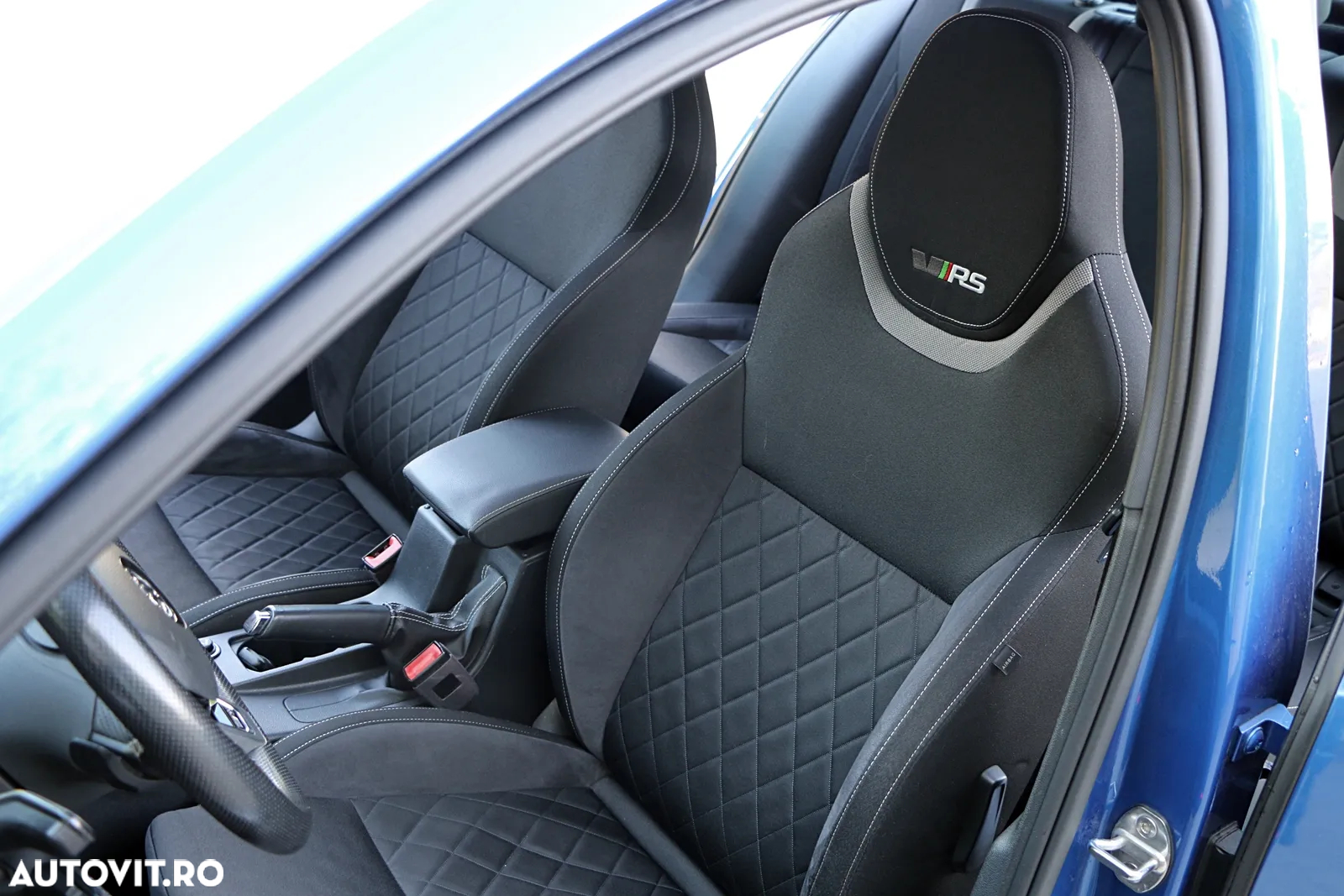 Skoda Octavia 2.0 TDI DSG RS - 13