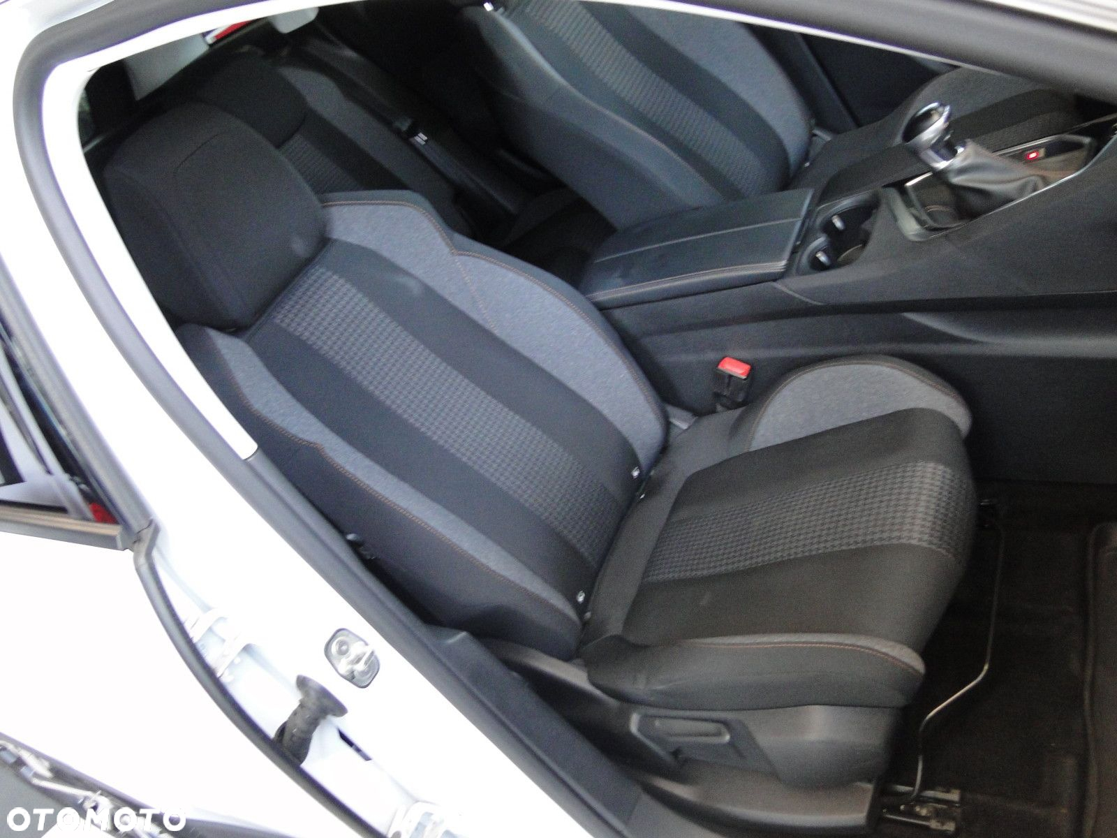 Peugeot 3008 - 17