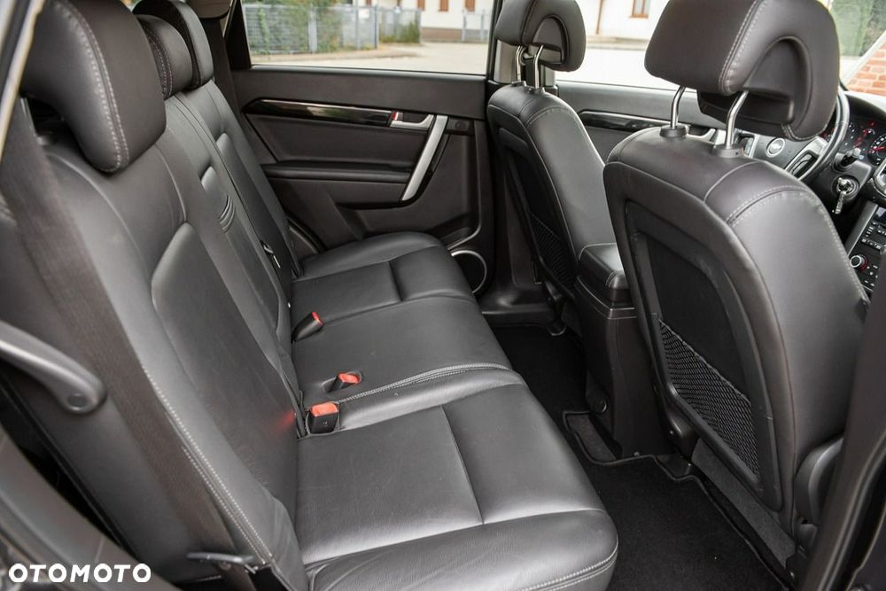 Chevrolet Captiva 2.2 TD AWD LTZ - 11