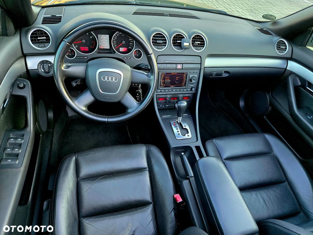 Audi A4 Cabrio 2.0 TFSI multitronic - 16