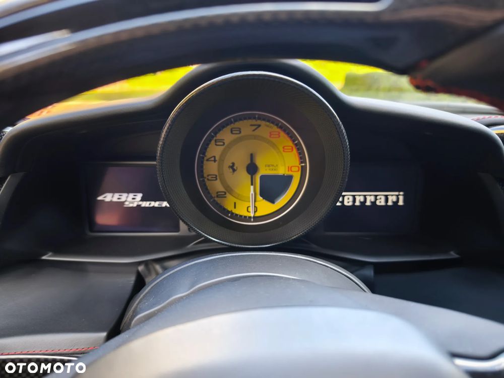 Ferrari 488 - 28
