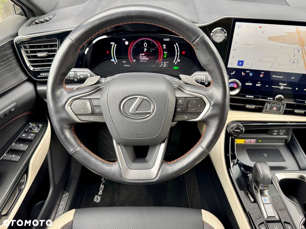 Lexus NX 450h+ Omotenashi AWD - 17