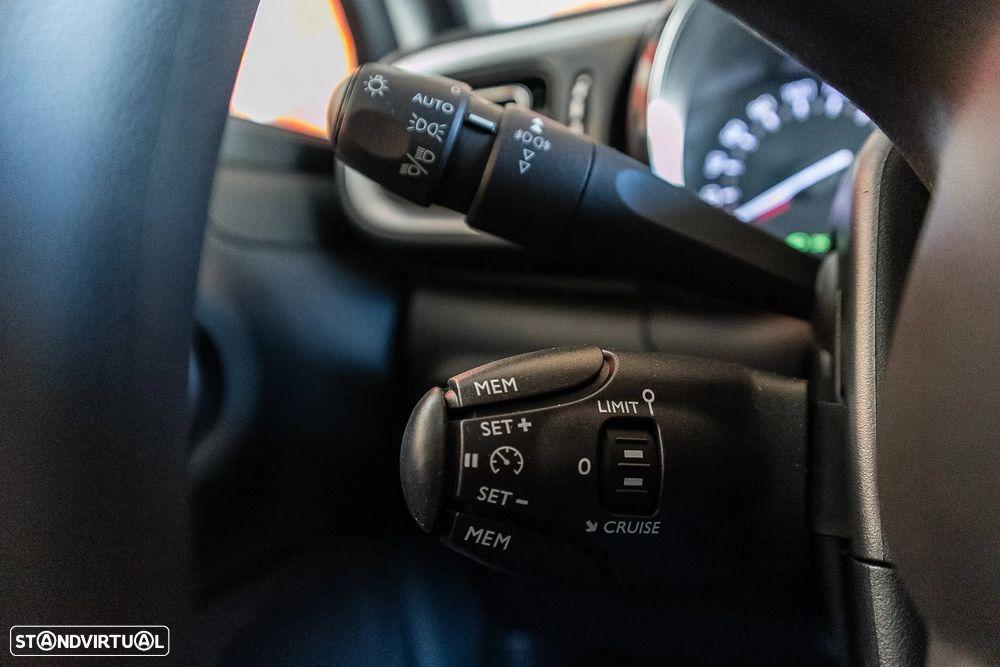 Citroën C3 1.2 PureTech C-Series - 19